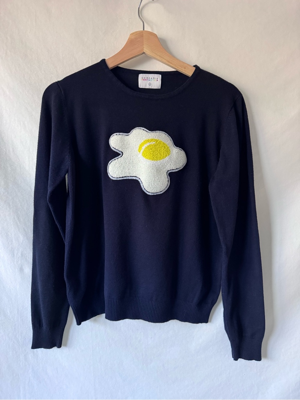 Compañía Fantástica Navy Fried Egg Appliqué Sweater Size L